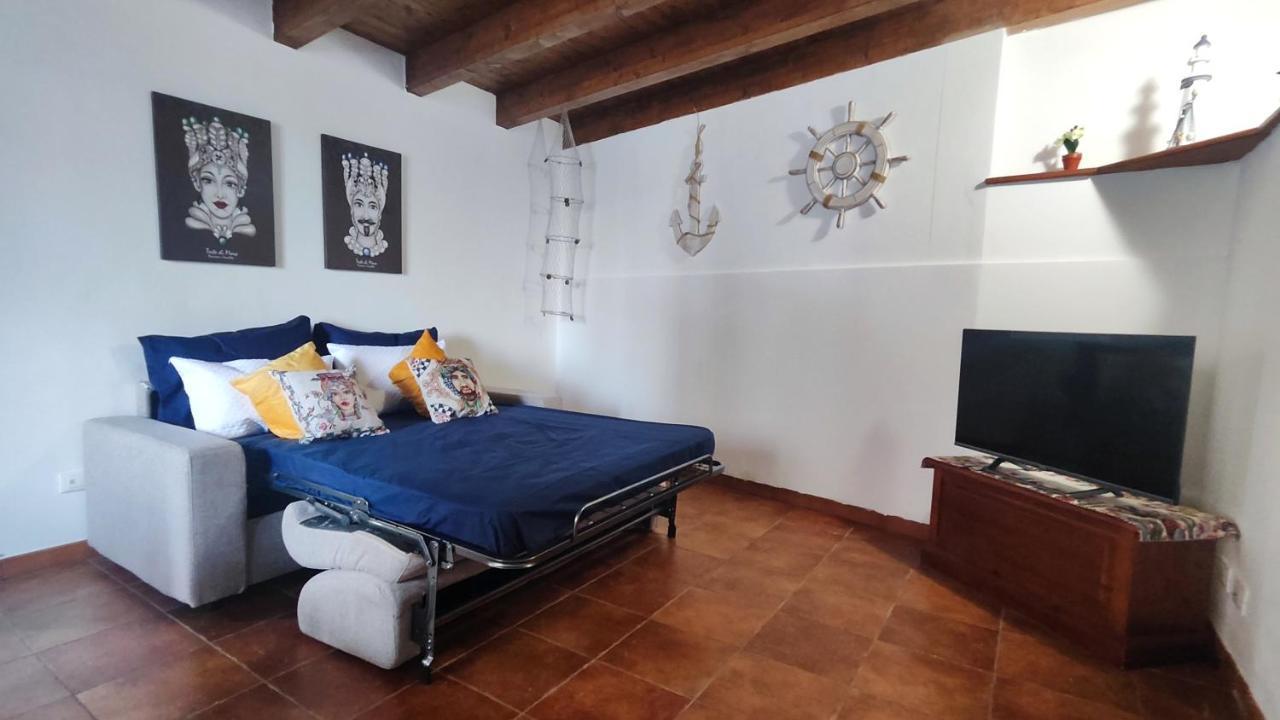 קאסטלמארה דל גולפו Porto Centro Storico Spiaggia Wi-Fi&Self Check-In מראה חיצוני תמונה